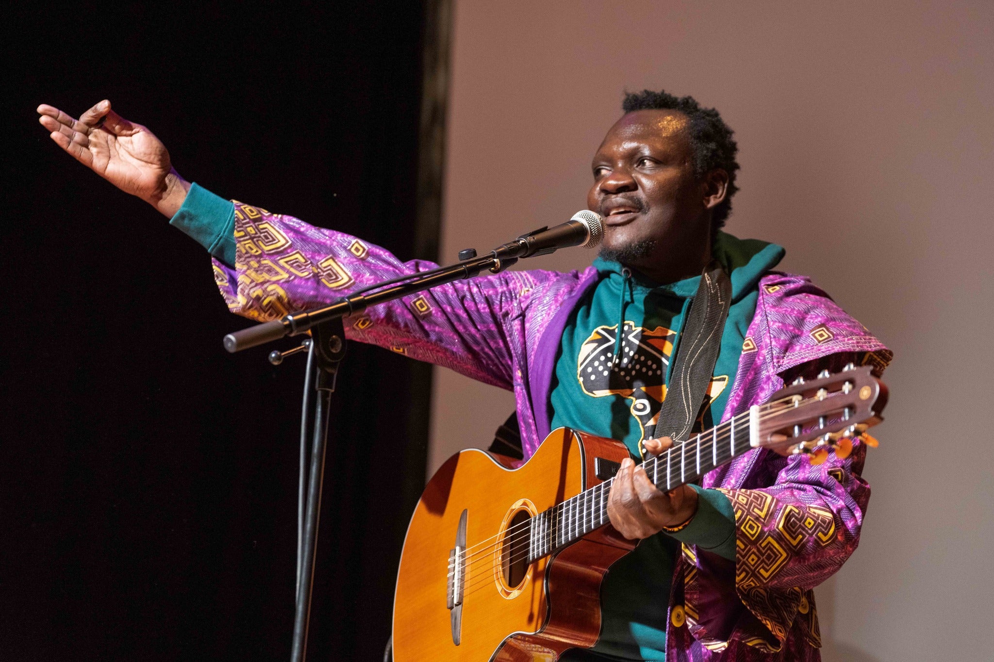 Daniel Okiror Live — Music, Speaking & Cultural Experiences